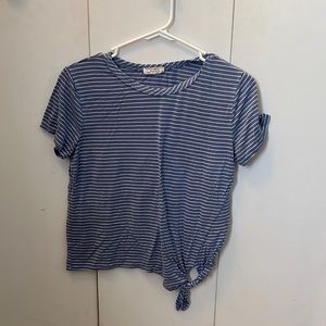 Blue/white striped short sleeve tee